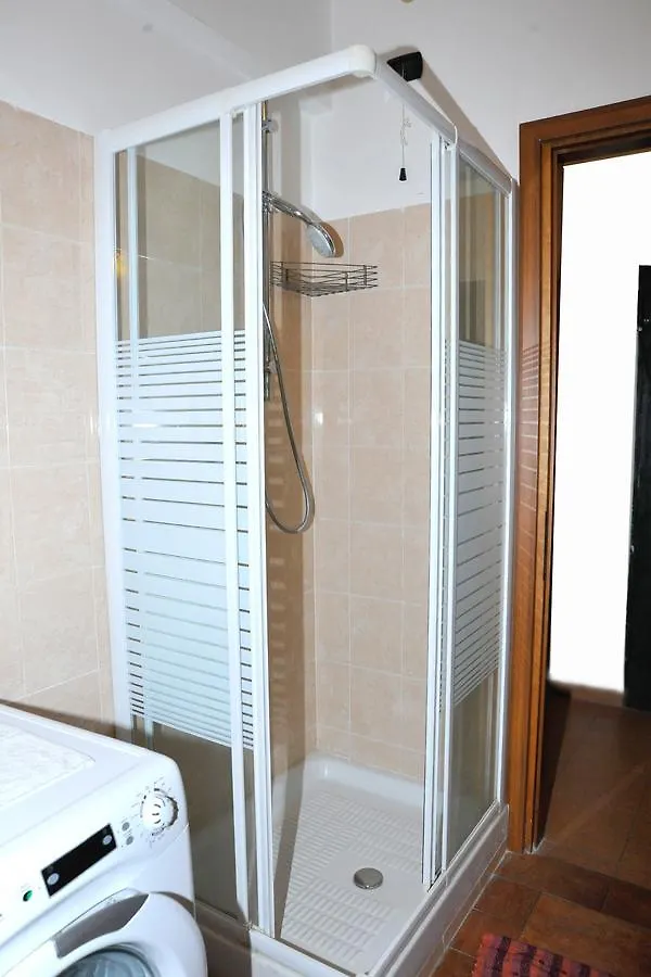 B B Green Bed & Breakfast Pero 0*,  Italy